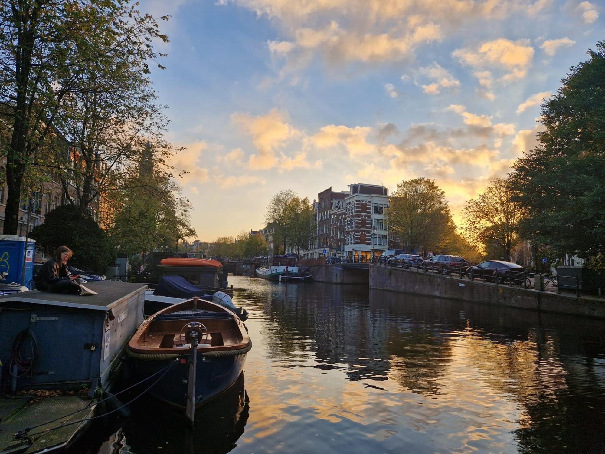 Pantheos Top Houseboat Amsterdam Extérieur photo